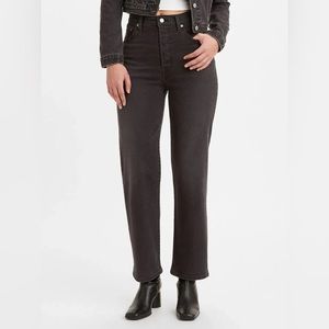 Levi’s Ribcage Straight Jeans